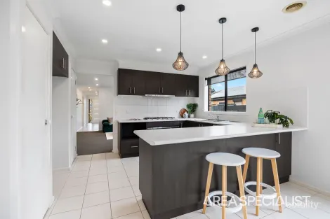 Property photo of 41 Belvedere Drive Pakenham VIC 3810