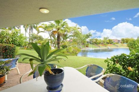 4/2 Dunlop Ct, Mermaid Waters, QLD 4218