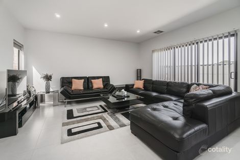 Property photo of 6 Millau Avenue Craigieburn VIC 3064