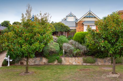 Property photo of 8 Allunga Parade Berwick VIC 3806