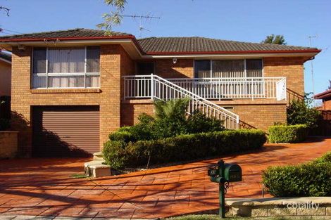 33 Binalong Ave, Georges Hall, NSW 2198