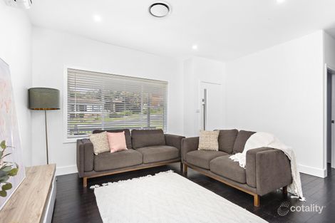 Property photo of 30 Cummins Street Unanderra NSW 2526