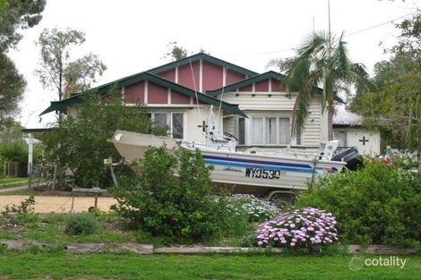 24 Coronation Dr, Murgon, QLD 4605