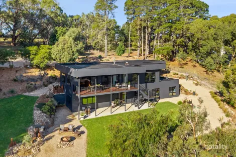 Property photo of 18 Jacinta Way Myrniong VIC 3341