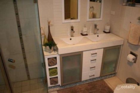 Property photo of 6 Dorrigo Crescent Bow Bowing NSW 2566