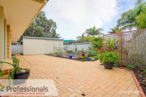 Property photo of 11 Turnbury Park Drive Jandakot WA 6164