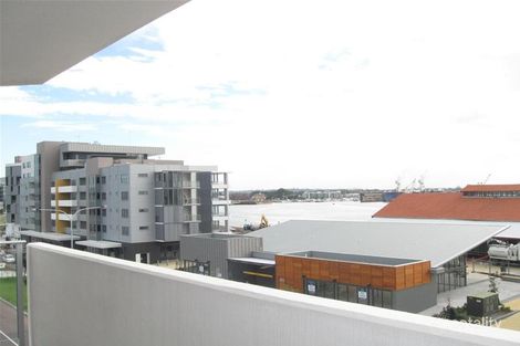 Property photo of 310/4 Honeysuckle Drive Newcastle NSW 2300