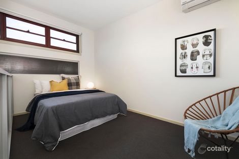Property photo of 2/23 Franklin Place West Melbourne VIC 3003