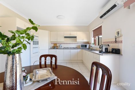 Property photo of 2/25 Grandview Road Niddrie VIC 3042