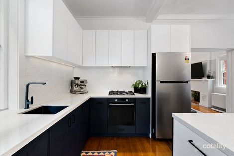 Property photo of 2/35-37 Robe Street St Kilda VIC 3182