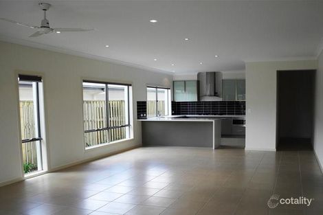 Property photo of 10 Halifax Circuit Pimpama QLD 4209