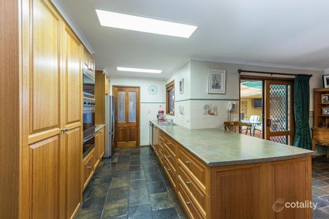Property photo of 7 Radford Court Brookfield VIC 3338