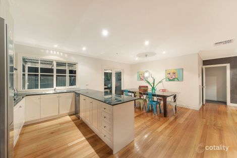Property photo of 21 London Crescent Narre Warren VIC 3805