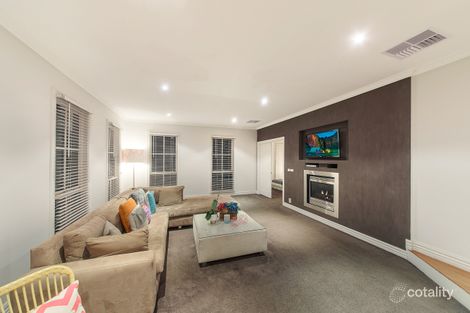 Property photo of 21 London Crescent Narre Warren VIC 3805