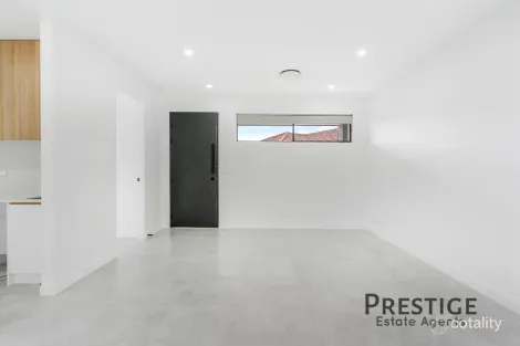 Property photo of 7 Ash Close Bossley Park NSW 2176