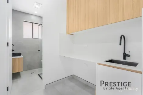 Property photo of 7 Ash Close Bossley Park NSW 2176