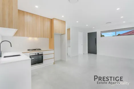 Property photo of 7 Ash Close Bossley Park NSW 2176