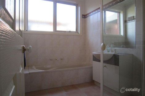 Property photo of 1/32 Wilson Road Glen Waverley VIC 3150