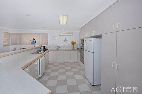 Property photo of 32 Cambria Island Retreat Halls Head WA 6210