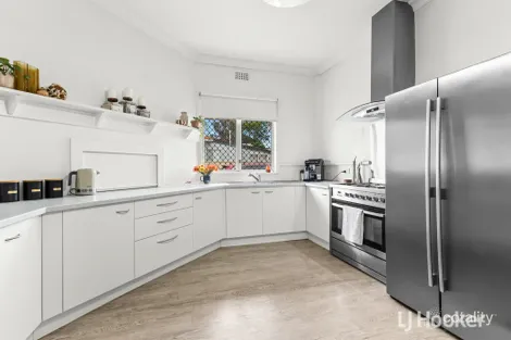 Property photo of 36 Uduc Road Harvey WA 6220