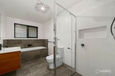 Property photo of 2/4 Pauls Road Lindisfarne TAS 7015