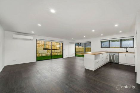 Property photo of 2/4 Pauls Road Lindisfarne TAS 7015