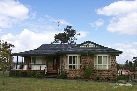 Property photo of 26 Debussy Place Mount Ommaney QLD 4074