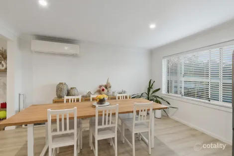 Property photo of 9 Tallawong Crescent Dapto NSW 2530