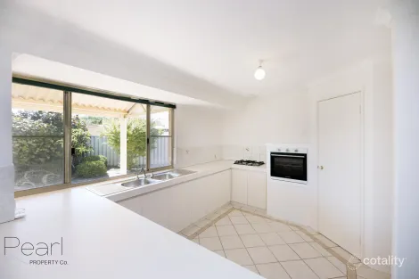 Property photo of 6A Milne Court Ocean Reef WA 6027