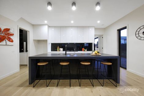 Property photo of 33 Windsor Avenue McKinnon VIC 3204
