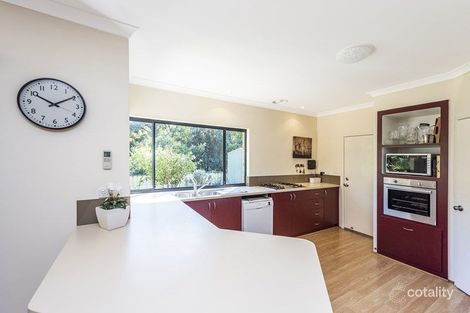 Property photo of 10 Foreshore Place Gosnells WA 6110