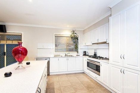 Property photo of 5 Kylemore Drive South Morang VIC 3752