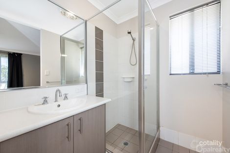 Property photo of 19 Highcliffe Circle Lakelands WA 6180