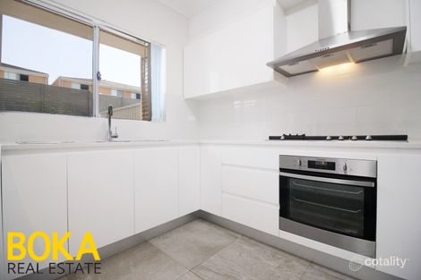 22/20 Old Glenfield Rd, Casula, NSW 2170