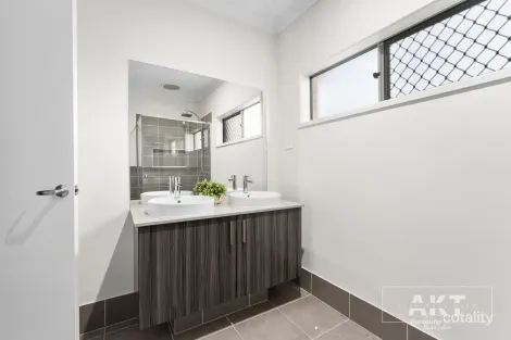 Property photo of 25 Jennings Drive Flagstone QLD 4280