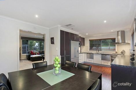 Property photo of 100 Winyard Drive Mooroolbark VIC 3138