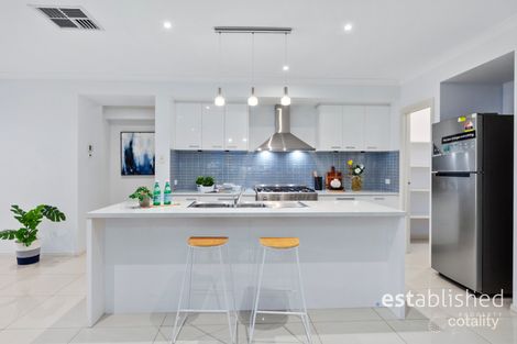 Property photo of 3 Meridian Close Point Cook VIC 3030