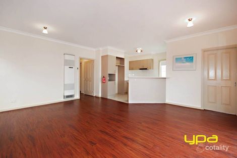 Property photo of 94 Oakview Parade Caroline Springs VIC 3023