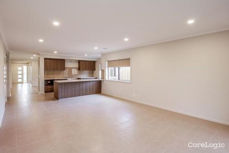 Property photo of 7 Buick Court Cranbourne East VIC 3977