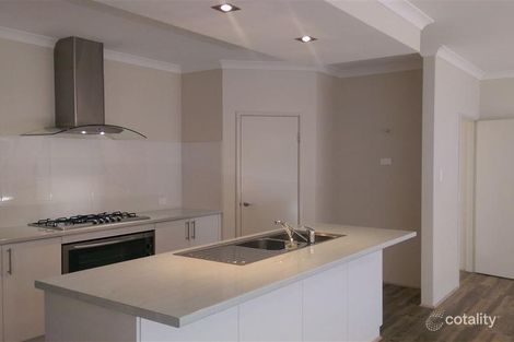 Property photo of 18 Venulosa Avenue Halls Head WA 6210