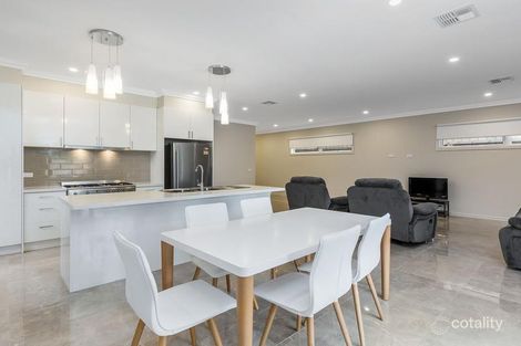 Property photo of 2/8 Coomleigh Avenue Glen Waverley VIC 3150