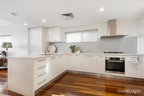 Property photo of 72 Sugarloaf Crescent Castlecrag NSW 2068