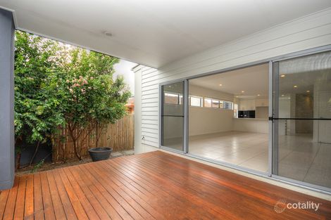 Property photo of 1/29 Cawthray Street Biggera Waters QLD 4216