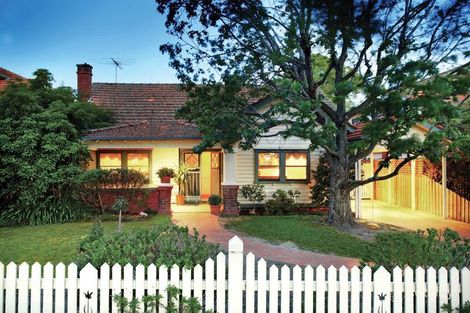 54 Windella Ave, Kew East, VIC 3102