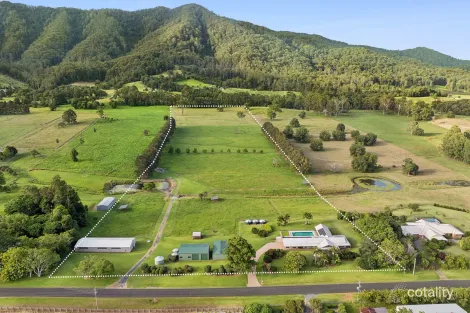 246 Crossmaglen Rd, Bonville, NSW 2450