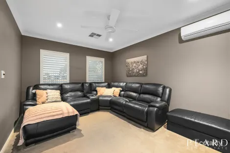 Property photo of 5 Greco Lane Caversham WA 6055