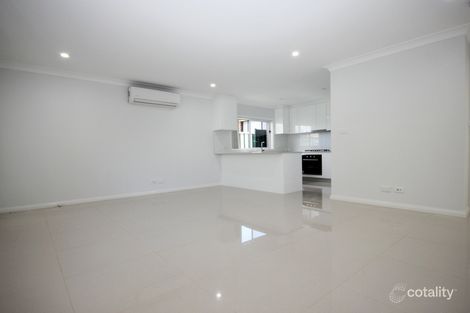 Property photo of 7 Marina Close Bossley Park NSW 2176