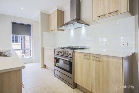 Property photo of 8 Glider Street Mount Duneed VIC 3217