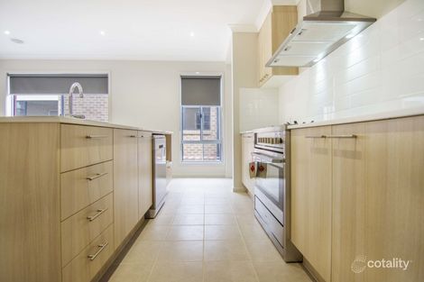 Property photo of 8 Glider Street Mount Duneed VIC 3217