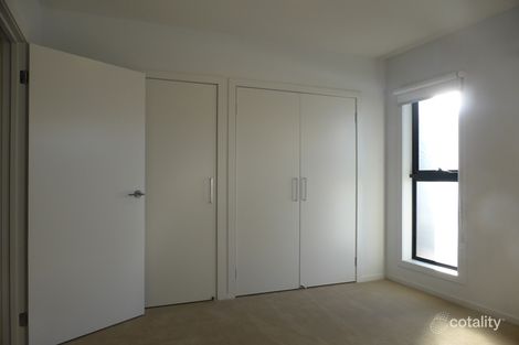 Property photo of 71 Seagrass Crescent Point Cook VIC 3030